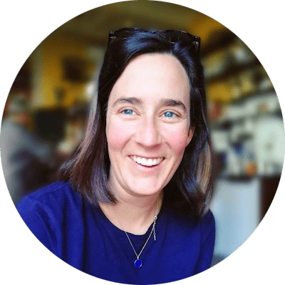 Historian Caroline in a Madrid café.